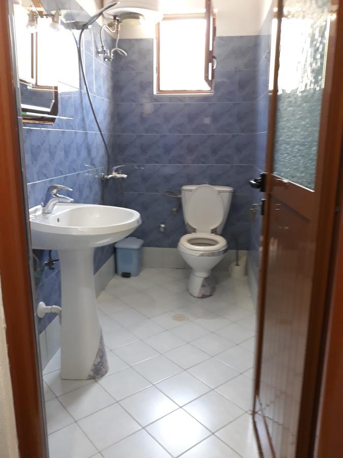 Dema Guesthouse Ksamil Exterior photo